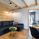 Basen Z Podgrzewana Woda Jacuzzi Dmuchaniec Sala Zabaw Wszystko W Cenie Pobytu Bialka Tatrzanska