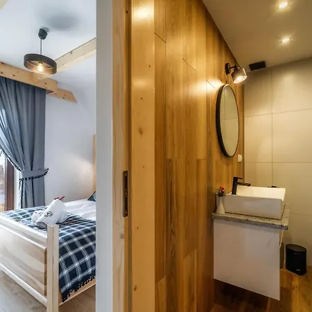 Basen Z Podgrzewana Woda Jacuzzi Dmuchaniec Sala Zabaw Wszystko W Cenie Pobytu 4*