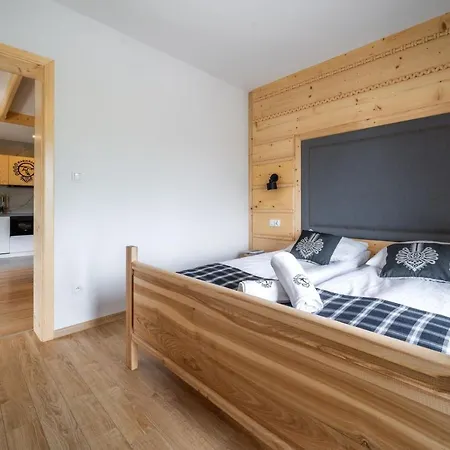 Basen Z Podgrzewana Woda Jacuzzi Dmuchaniec Sala Zabaw Wszystko W Cenie Pobytu 4*